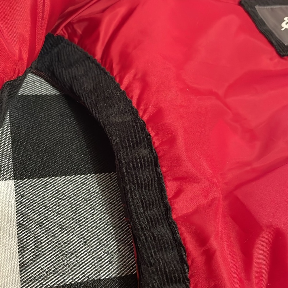 Eddie Bauer Red Black Buffalo Checkered Quilted Puffer Vest Size Medium Pockets - Picture 10 of 15